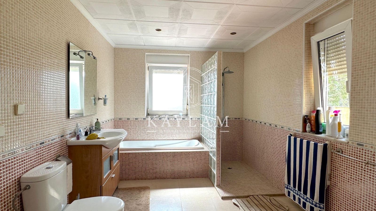 5 sovrum Villa till salu i Lloret de Mar - 499 000 € (Ref: 7706930)