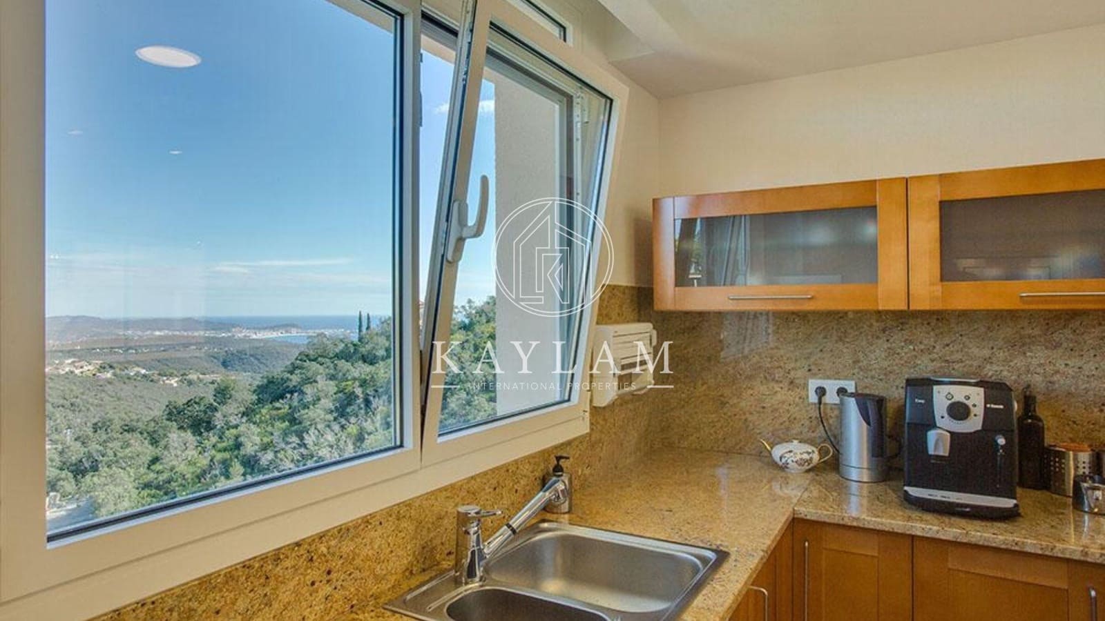 5 soveværelse Villa til salg i Platja d'Aro med garage - € 996.000 (Ref: 7717028)