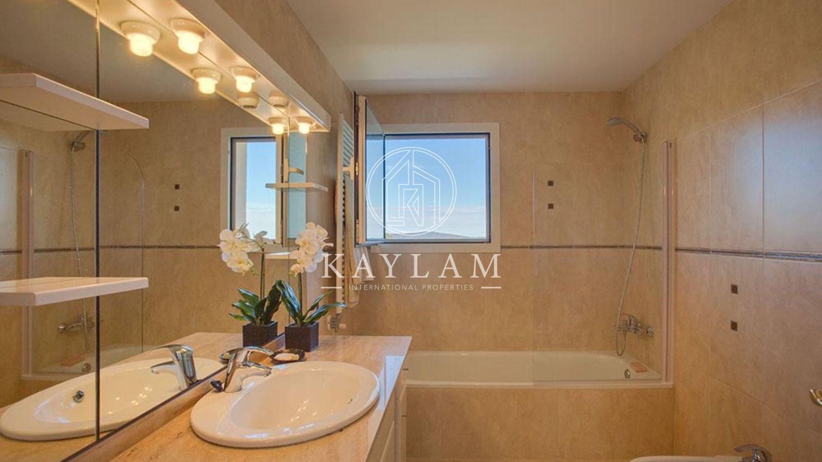 5 soveværelse Villa til salg i Platja d'Aro med garage - € 996.000 (Ref: 7717028)