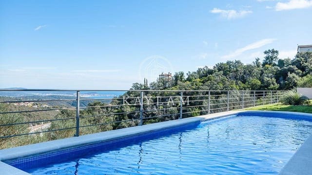 5 chambre Villa/Maison à vendre à Platja d'Aro, Castell-Platja d'Aro avec garage - 996 000 € (Ref: 7717028)