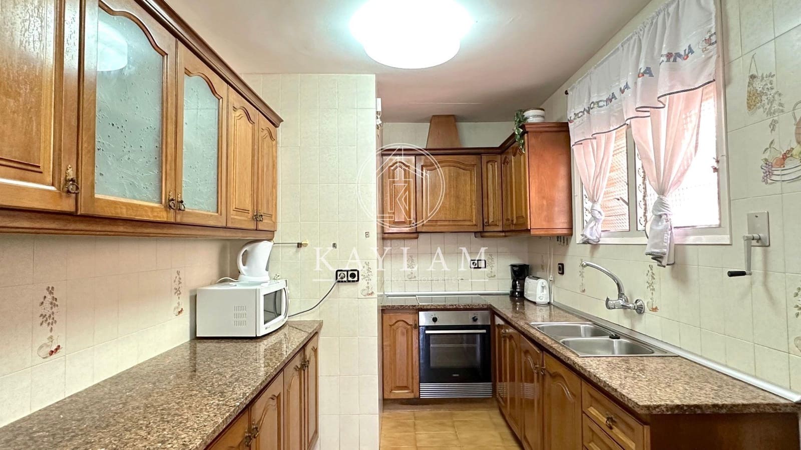 7 bedroom Villa for sale in Lloret de Mar - € 490,000 (Ref: 7744260)