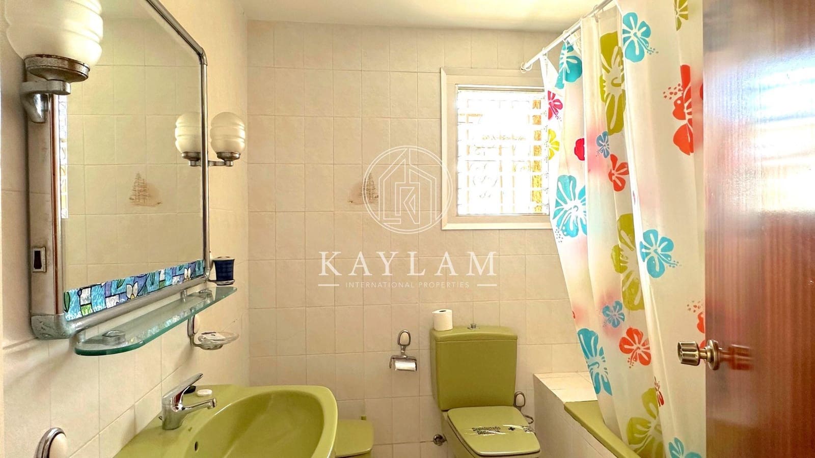 7 bedroom Villa for sale in Lloret de Mar - € 490,000 (Ref: 7744260)