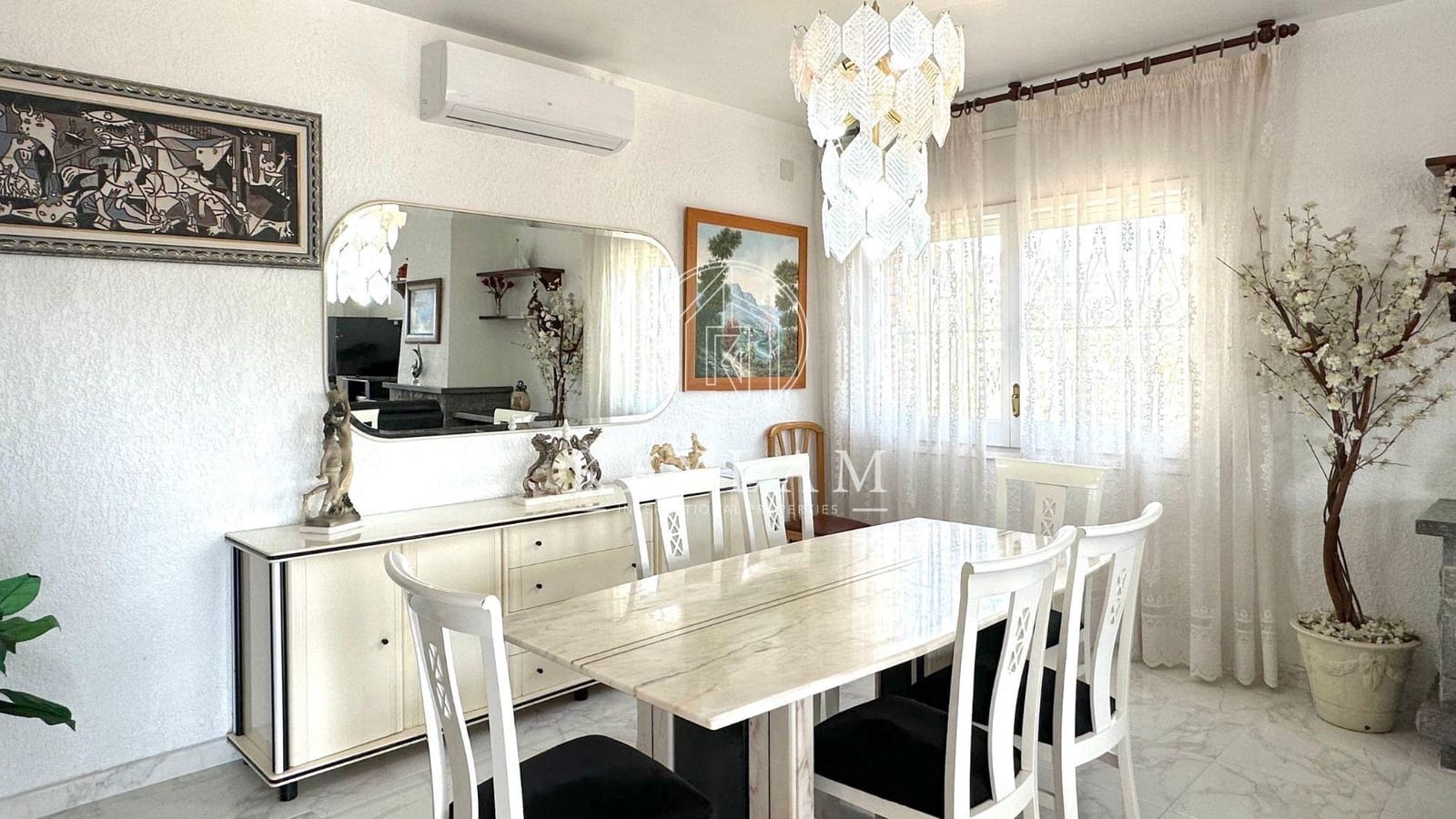 7 bedroom Villa for sale in Lloret de Mar - € 490,000 (Ref: 7744260)