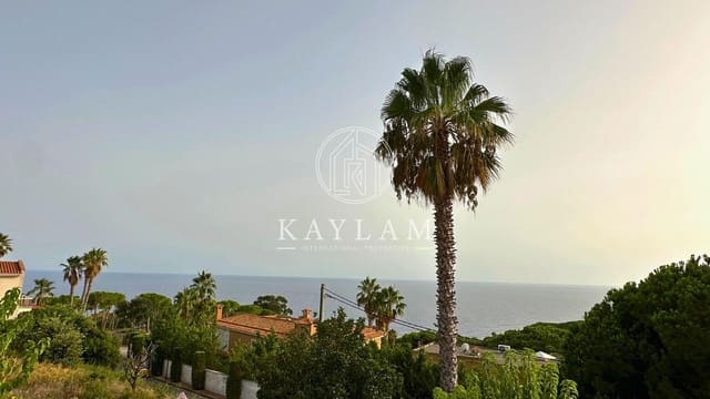 7 slaapkamer Villa te koop in Lloret de Mar - € 845.000 (Ref: 7784753)