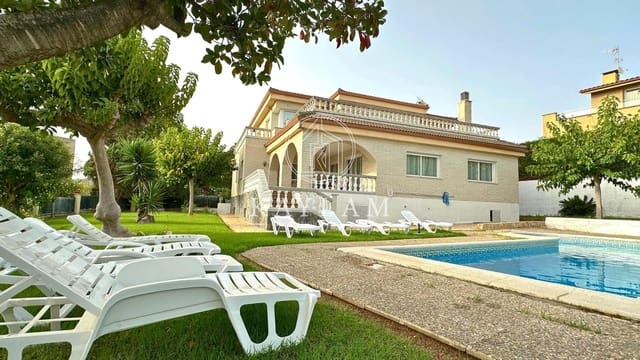 7 slaapkamer Villa te koop in Lloret de Mar - € 845.000 (Ref: 7784753)