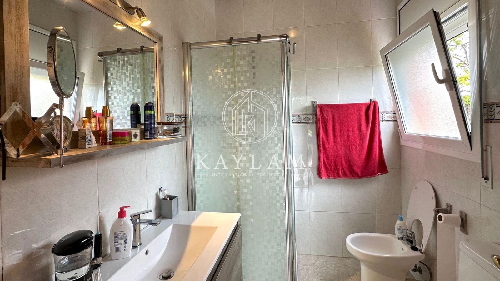 Chalet de 3 habitaciones en Lloret de Mar en venta - 390.000 € (Ref: 7789638)