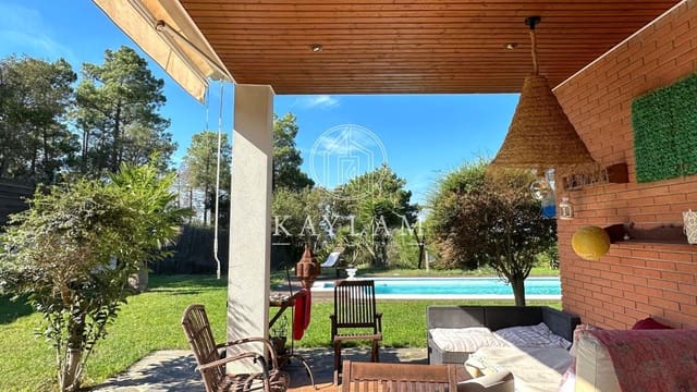3 makuuhuone Huvila myytävänä paikassa Lloret de Mar - 390 000 € (Ref: 7789638)