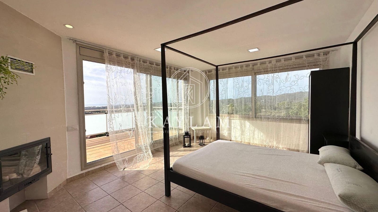 6 slaapkamer Villa te koop in Lloret de Mar - € 550.000 (Ref: 7796188)