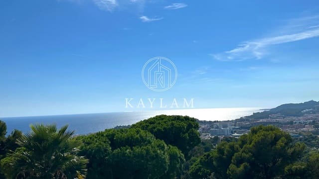 4 soveværelse Villa til salg i Roca Grossa, Lloret de Mar - € 699.000 (Ref: 7814058)