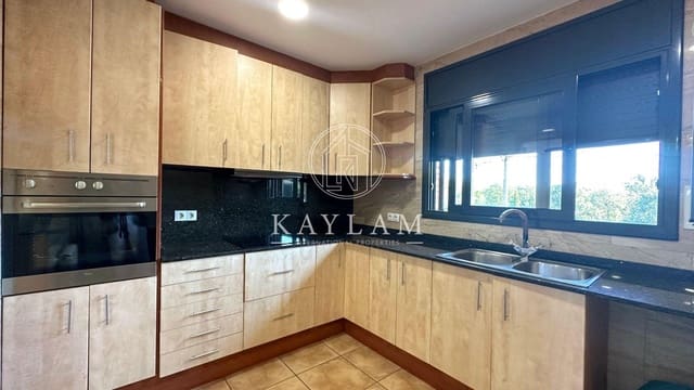 4 bedroom Villa for sale in Caldes de Malavella - € 390,000 (Ref: 7821368)