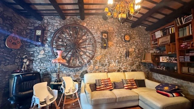 3 bedroom Finca/Country House for sale in Calonge i Sant Antoni - € 450,000 (Ref: 7821370)