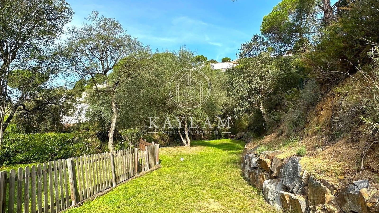 3 bedroom Finca/Country House for sale in Calonge i Sant Antoni - € 450,000 (Ref: 7821370)