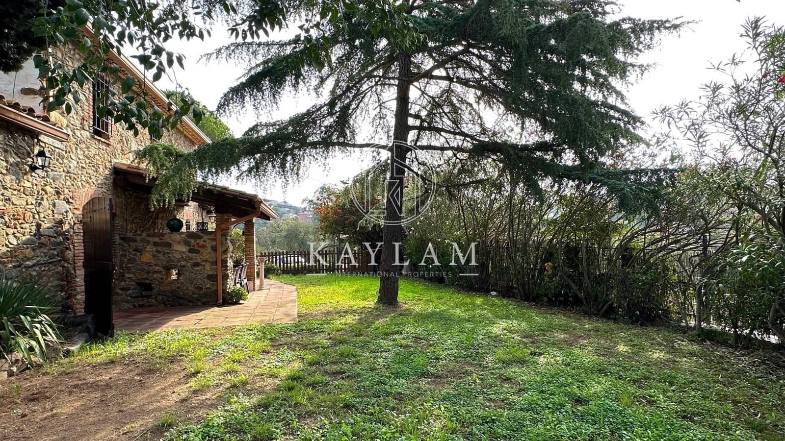 3 bedroom Finca/Country House for sale in Calonge i Sant Antoni - € 450,000 (Ref: 7821370)