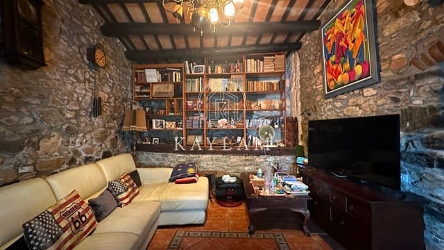 3 bedroom Finca/Country House for sale in Calonge i Sant Antoni - € 450,000 (Ref: 7821370)