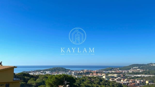 3 makuuhuone Huvila myytävänä paikassa Roca Grossa, Lloret de Mar - 750 000 € (Ref: 7821372)