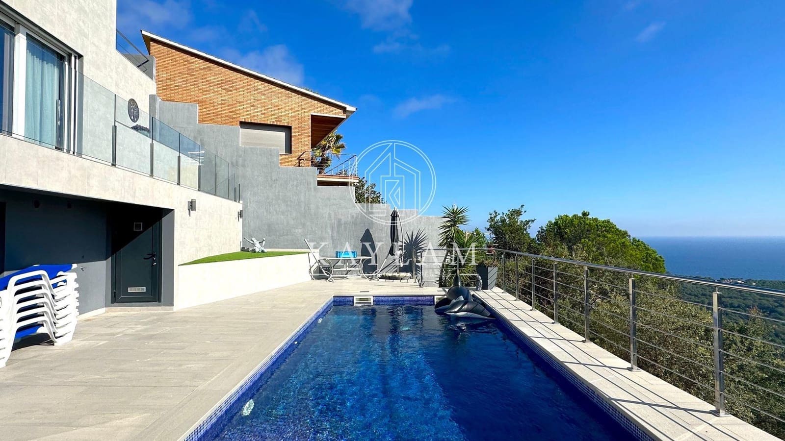 Chalet de 6 habitaciones en Lloret de Mar en venta - 1.290.000 € (Ref: 7841663)