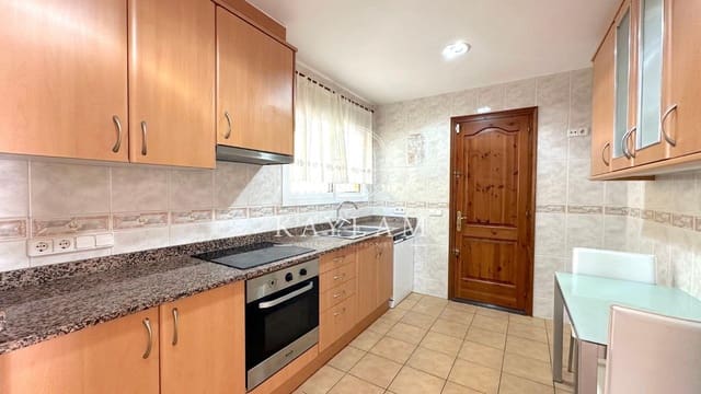 4 makuuhuone Huvila myytävänä paikassa Santa Cristina d'Aro - 459 000 € (Ref: 7843238)