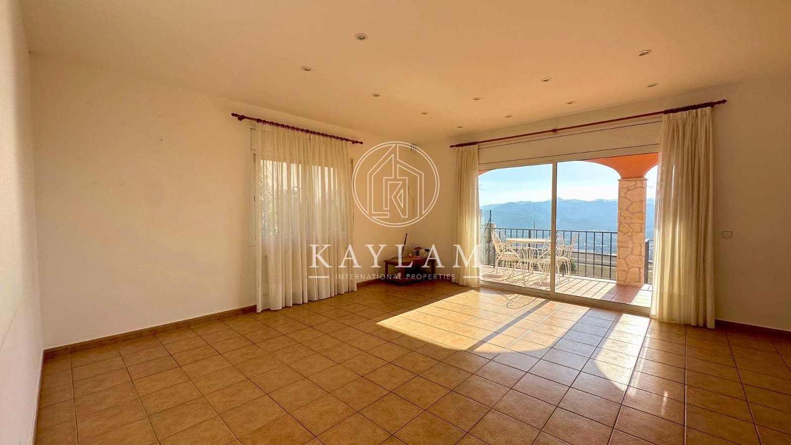 4 makuuhuone Huvila myytävänä paikassa Santa Cristina d'Aro - 459 000 € (Ref: 7843238)