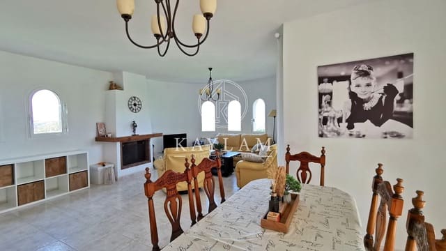 3 chambre Villa/Maison à vendre à Platja d'Aro, Castell-Platja d'Aro - 690 000 € (Ref: 7850618)