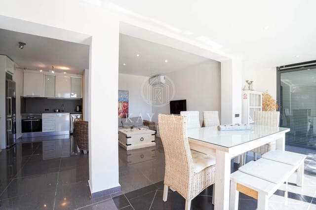 4 slaapkamer Villa te koop in Serra Brava, Lloret de Mar met garage - € 550.000 (Ref: 7941659)