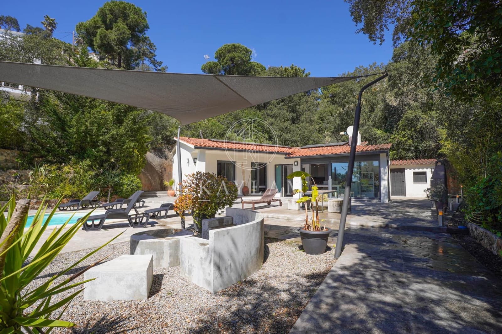 4 soveværelse Villa til salg i Lloret de Mar med garage - € 550.000 (Ref: 7941659)