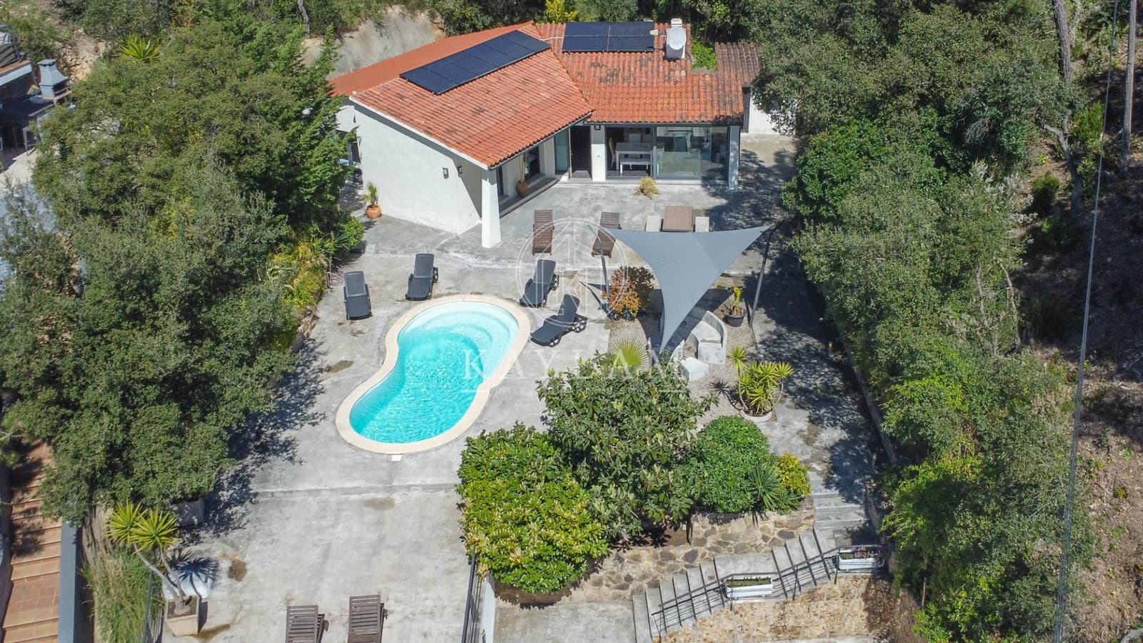4 soveværelse Villa til salg i Lloret de Mar med garage - € 550.000 (Ref: 7941659)