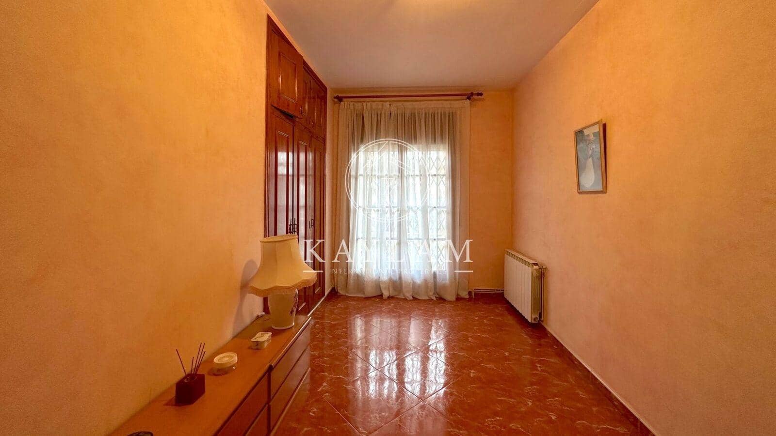 5 soveværelse Villa til salg i Lloret de Mar - € 430.000 (Ref: 8010319)