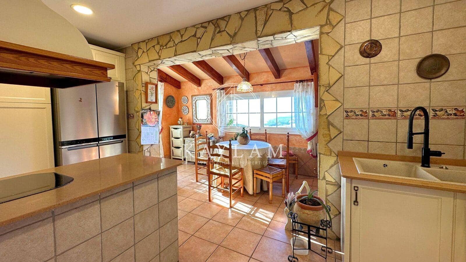 4 soverom Villa til salgs i Lloret de Mar - € 950 000 (Ref: 8014411)