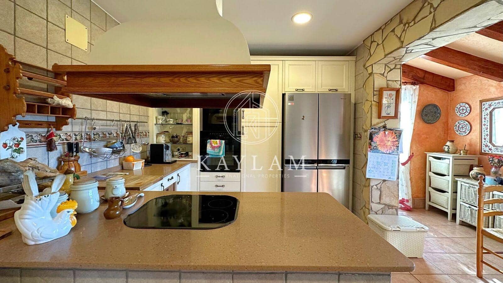 4 soverom Villa til salgs i Lloret de Mar - € 950 000 (Ref: 8014411)