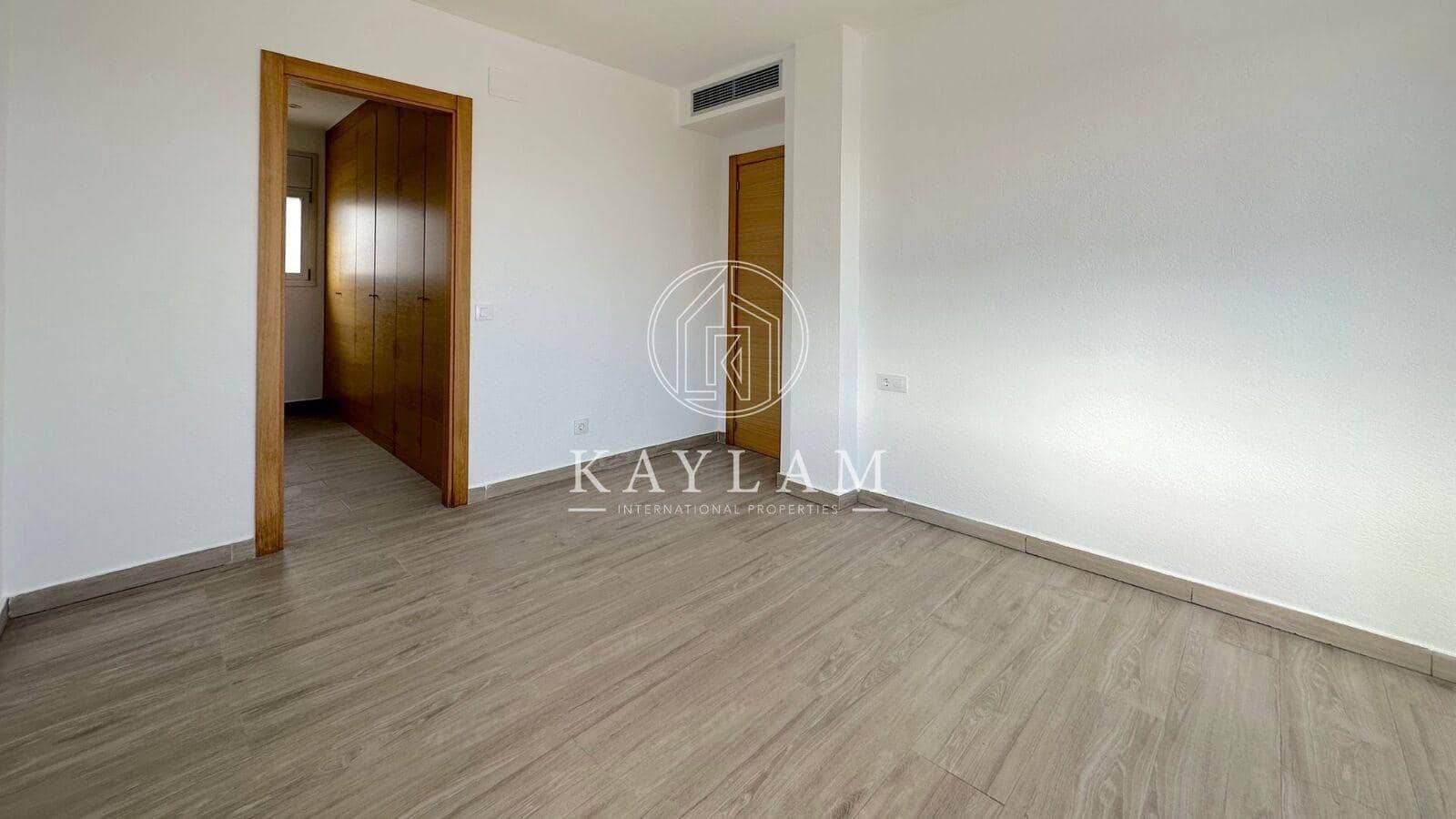 5 bedroom Villa for sale in Calonge i Sant Antoni - € 900,000 (Ref: 8035205)