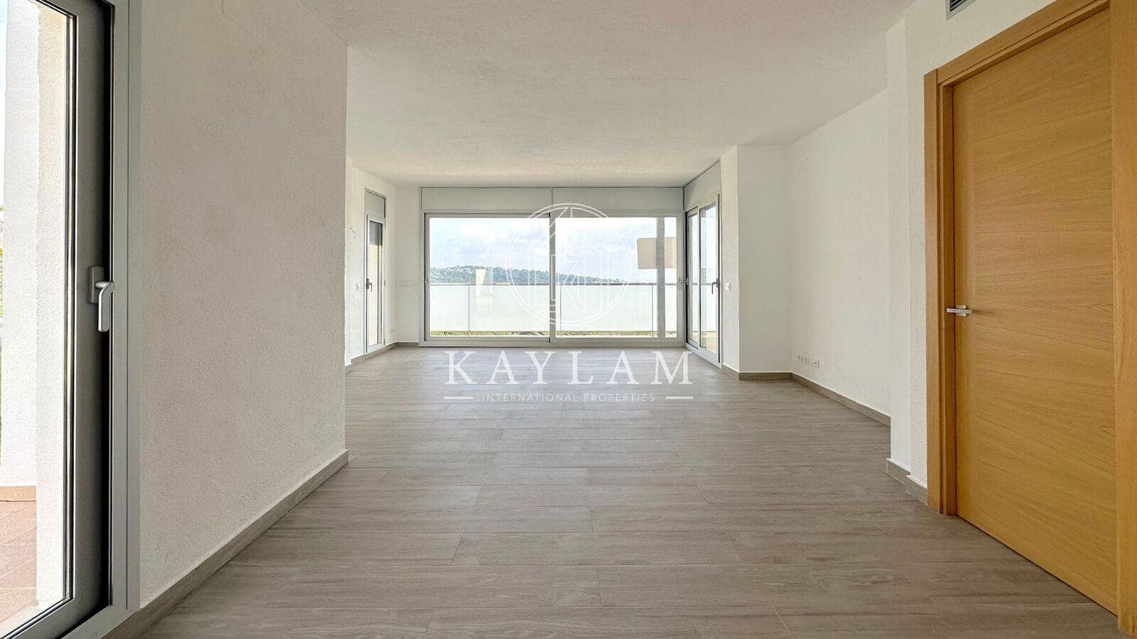 5 bedroom Villa for sale in Calonge i Sant Antoni - € 900,000 (Ref: 8035205)