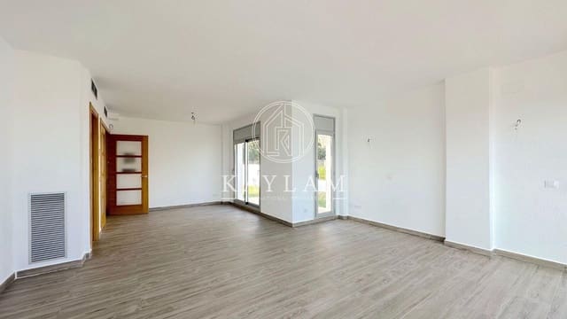 5 bedroom Villa for sale in Calonge i Sant Antoni - € 900,000 (Ref: 8035205)