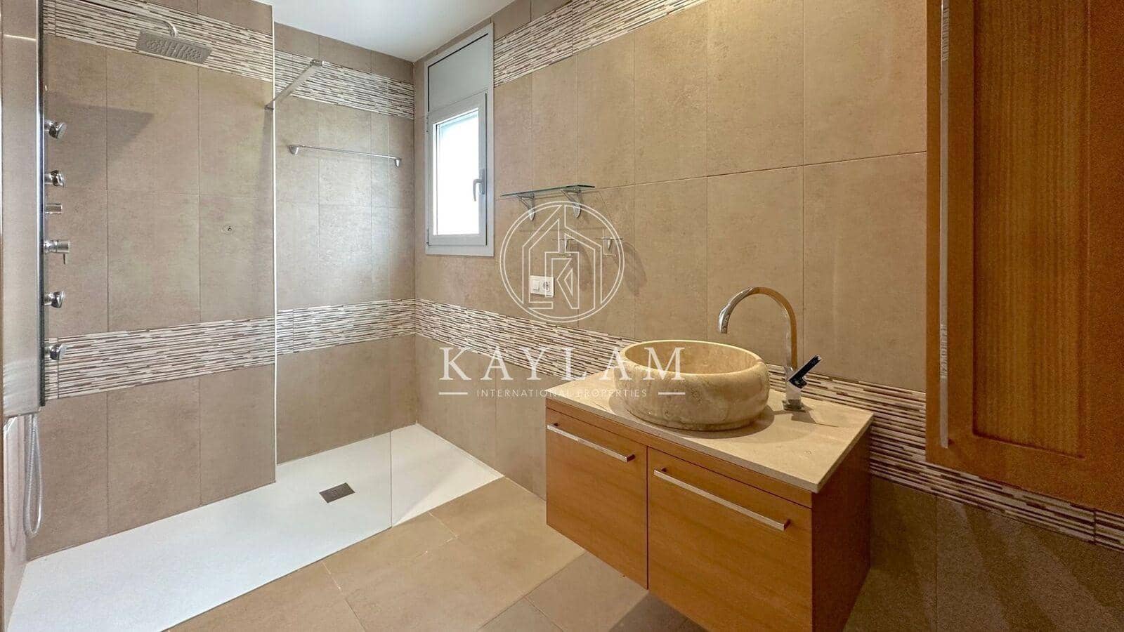 5 bedroom Villa for sale in Calonge i Sant Antoni - € 900,000 (Ref: 8035205)