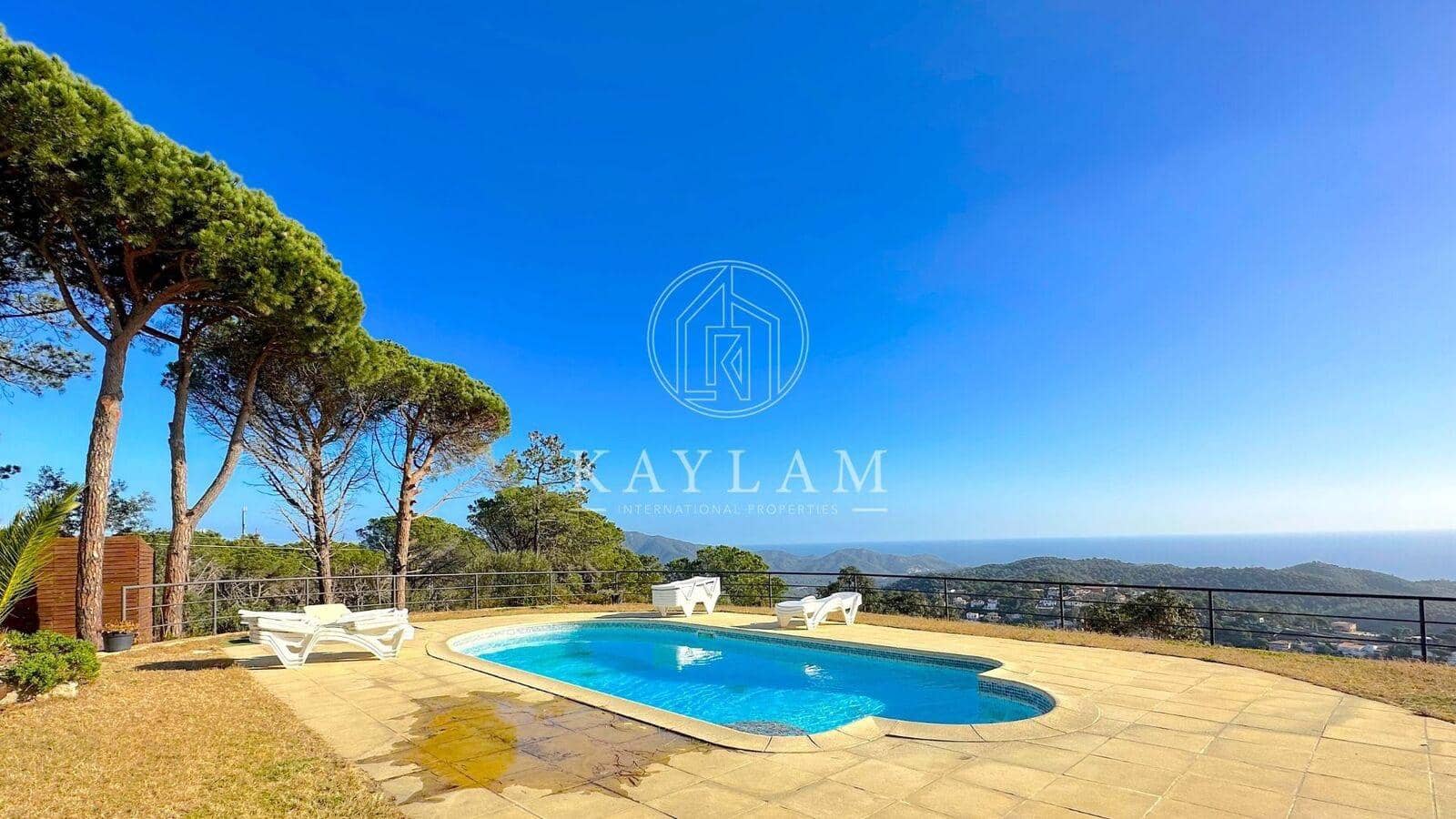 9 chambre Villa/Maison à vendre à Lloret de Mar - 850 000 € (Ref: 8046483)
