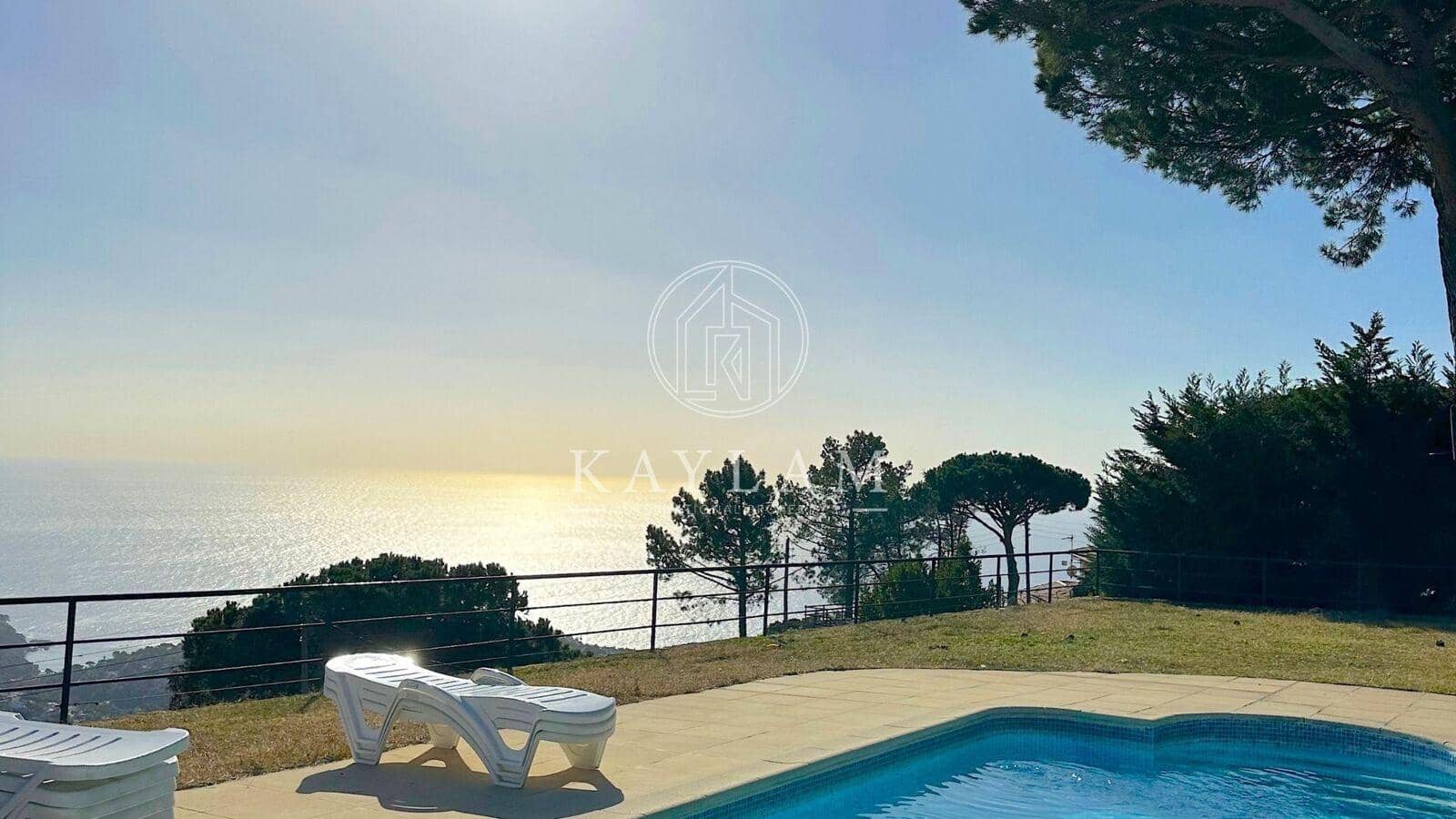 9 chambre Villa/Maison à vendre à Lloret de Mar - 850 000 € (Ref: 8046483)