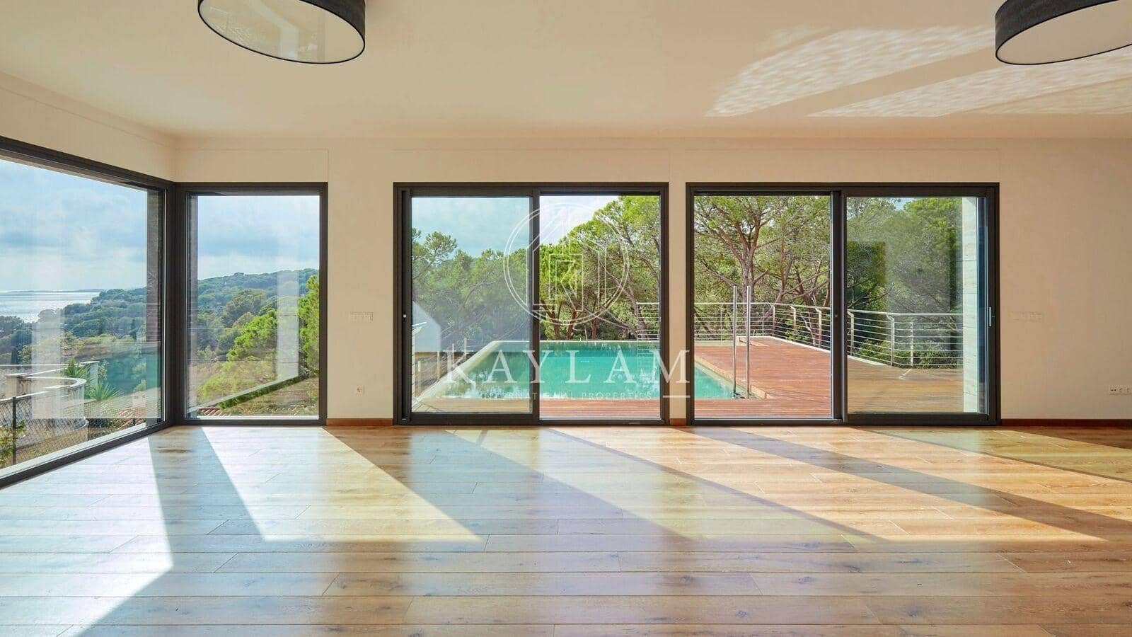 4 Zimmer Villa zu verkaufen in Lloret de Mar - 1.900.000 € (Ref: 8056617)