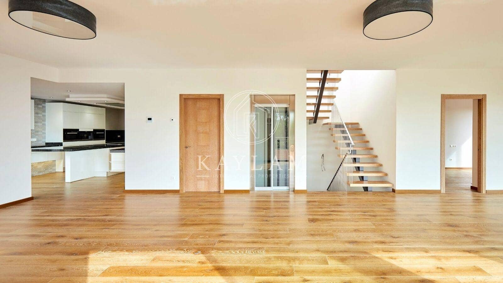 4 Zimmer Villa zu verkaufen in Lloret de Mar - 1.900.000 € (Ref: 8056617)