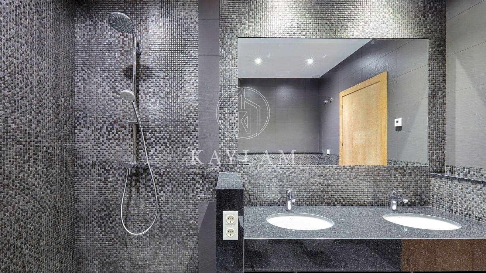 4 Zimmer Villa zu verkaufen in Lloret de Mar - 1.900.000 € (Ref: 8056617)