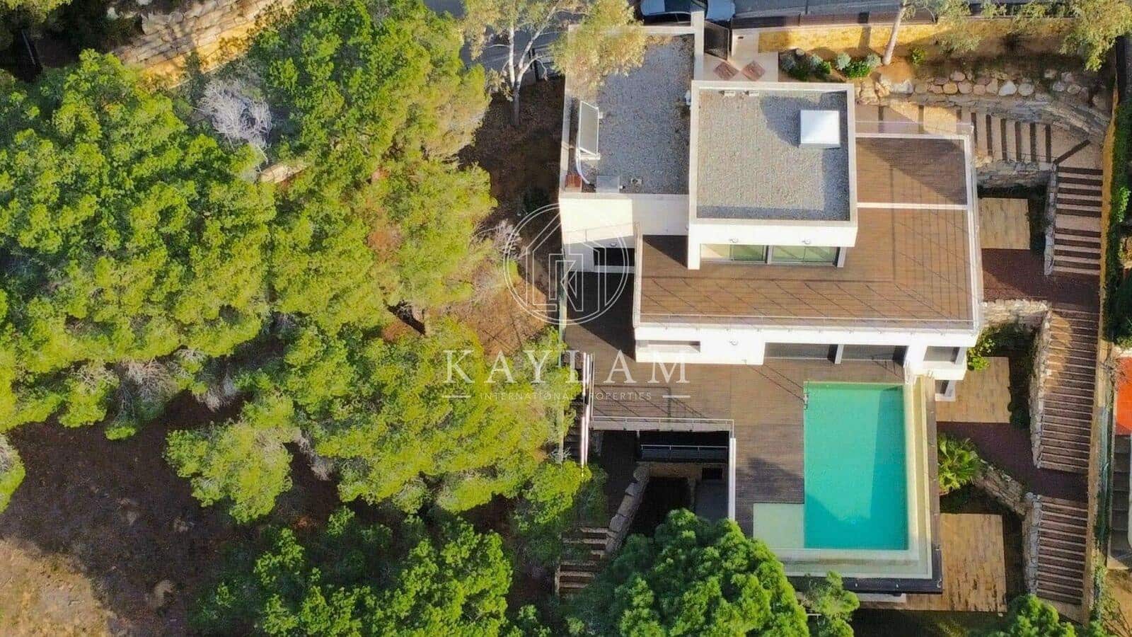 4 Zimmer Villa zu verkaufen in Lloret de Mar - 1.900.000 € (Ref: 8056617)