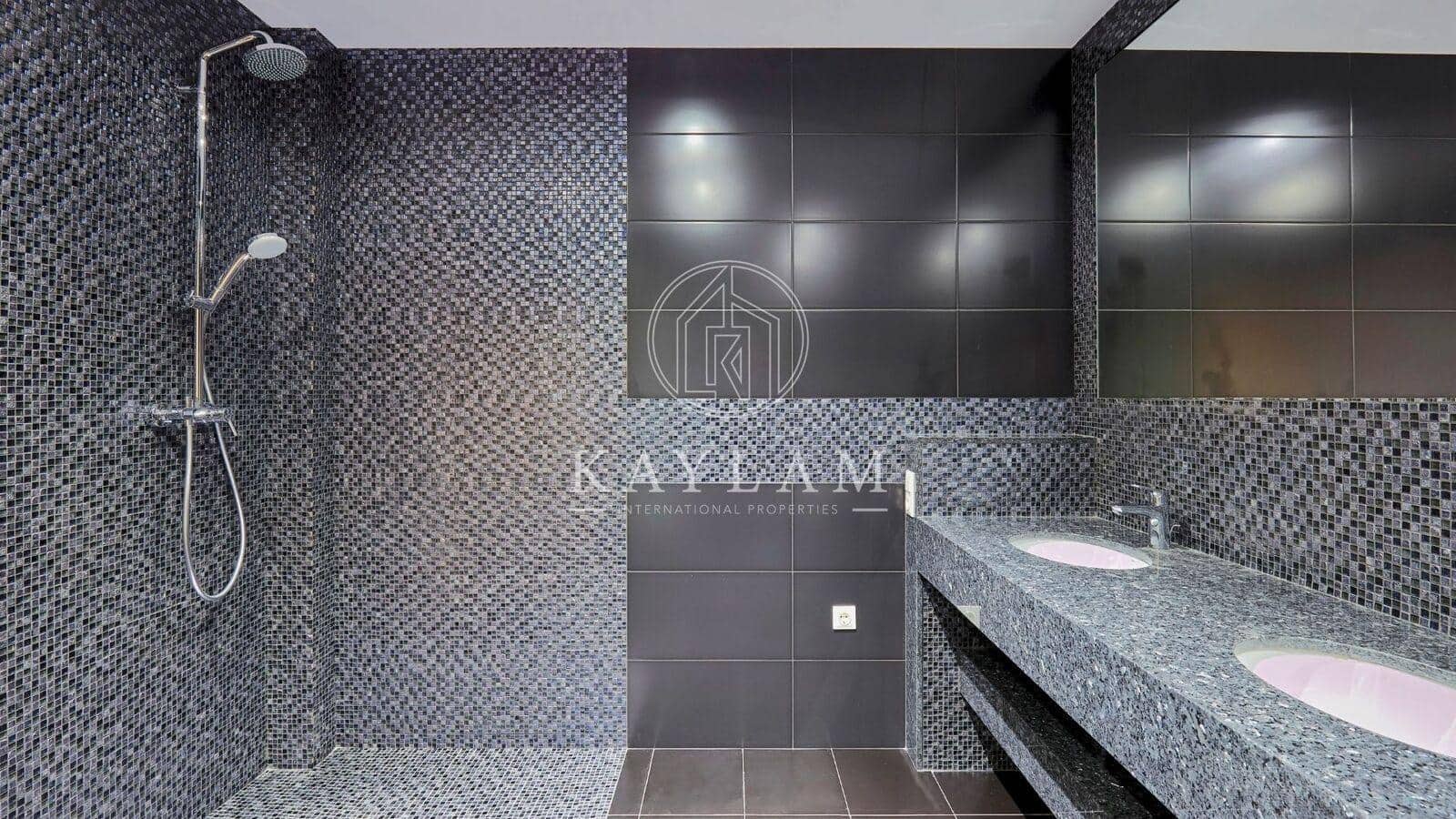 4 Zimmer Villa zu verkaufen in Lloret de Mar - 1.900.000 € (Ref: 8056617)