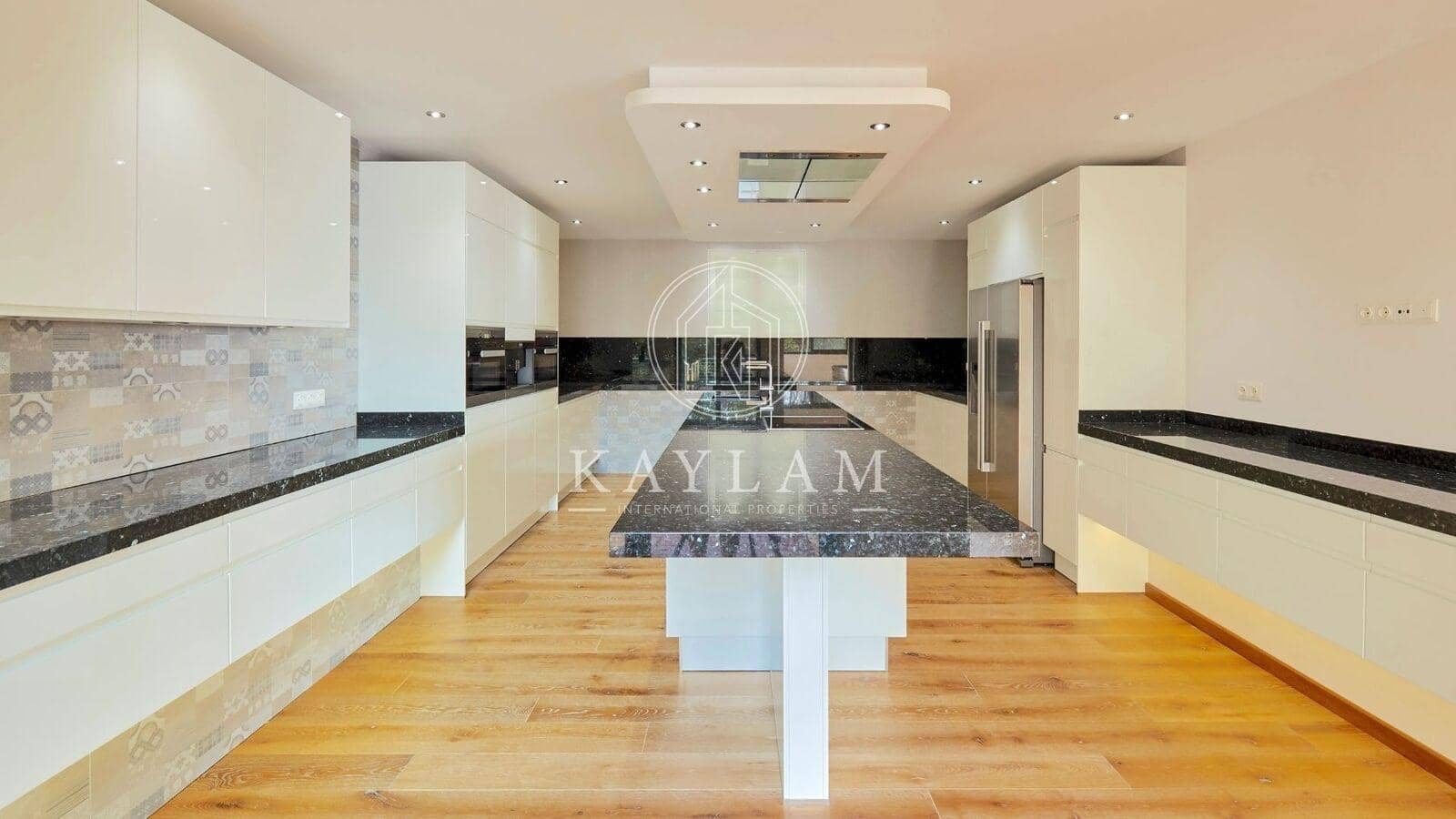 4 Zimmer Villa zu verkaufen in Lloret de Mar - 1.900.000 € (Ref: 8056617)