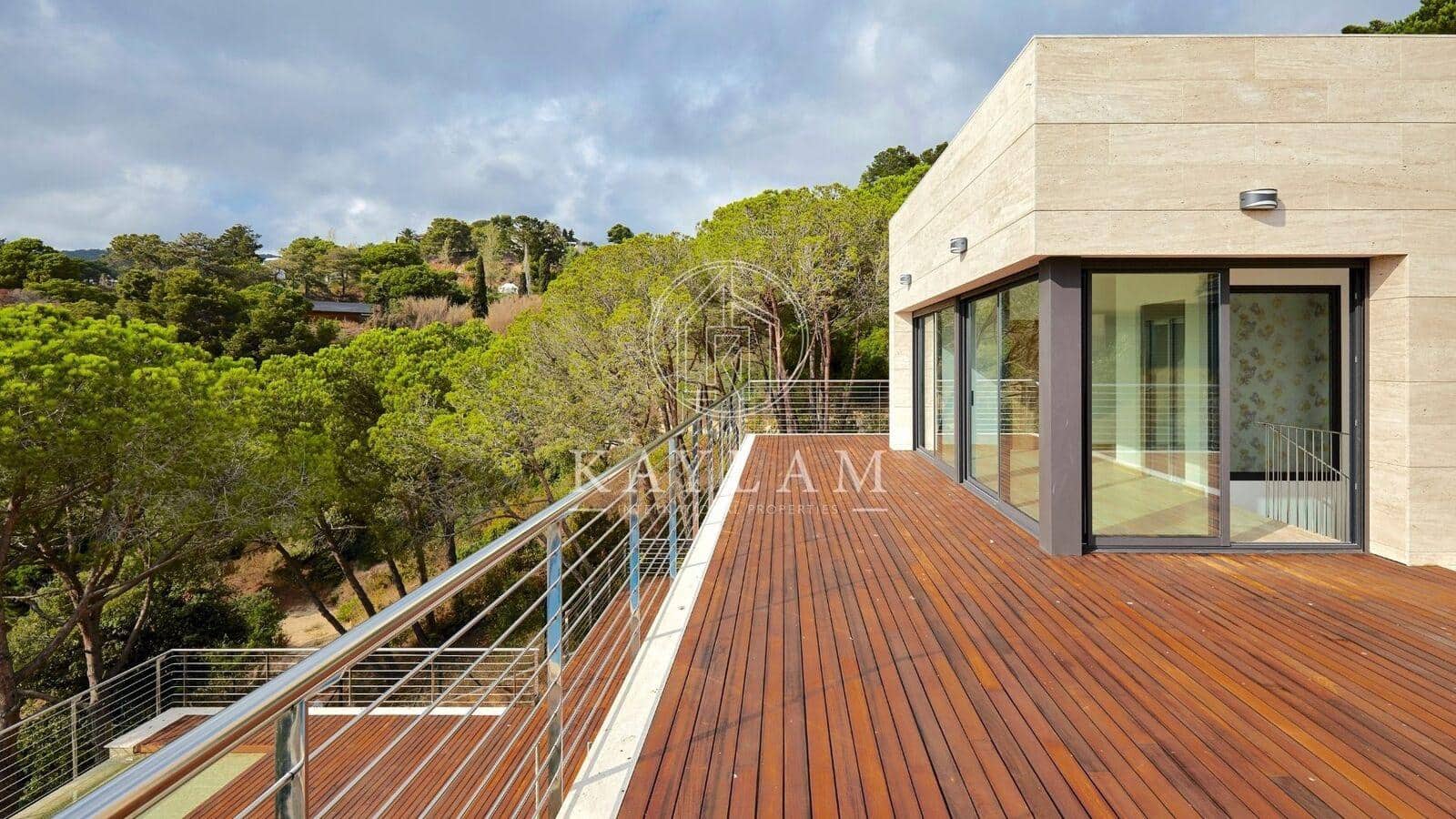 4 Zimmer Villa zu verkaufen in Lloret de Mar - 1.900.000 € (Ref: 8056617)