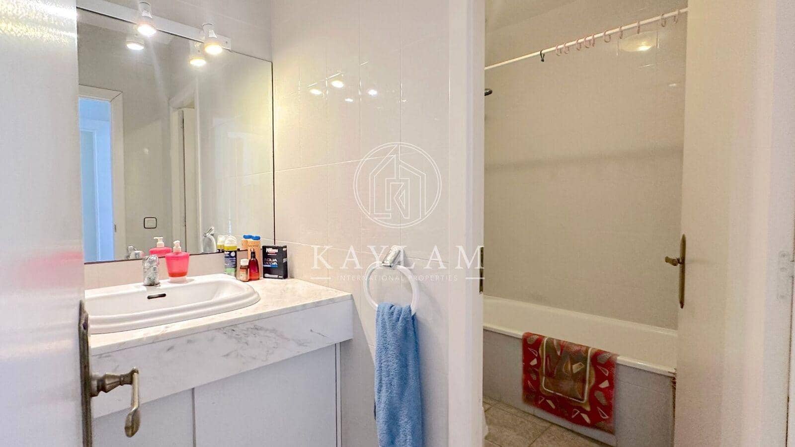 6 soveværelse Villa til salg i Can Carbonell - € 420.000 (Ref: 8056620)