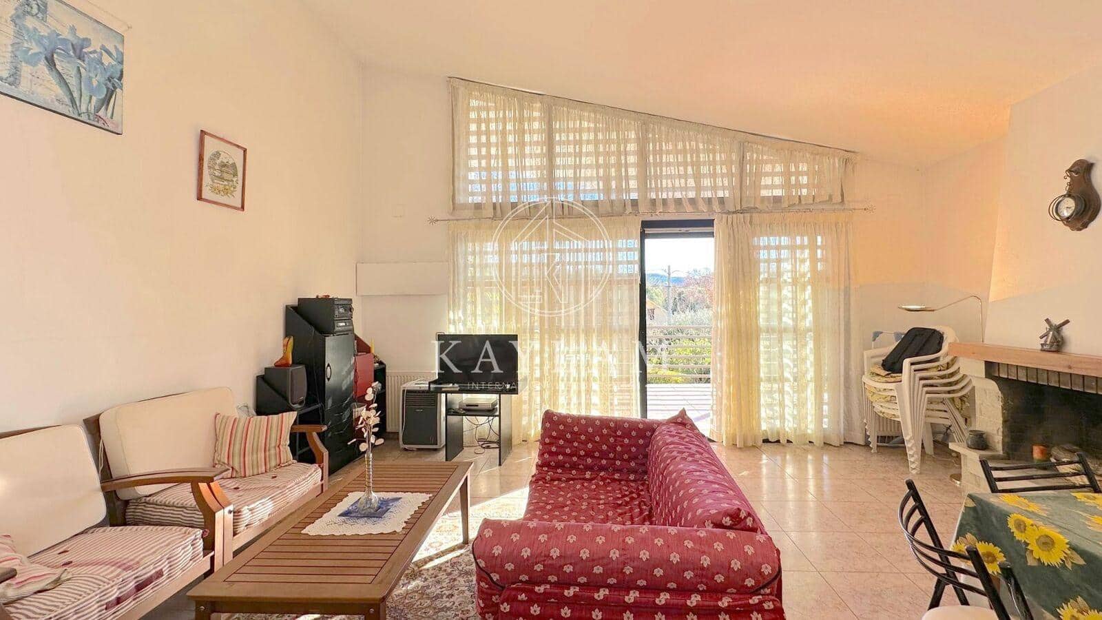 6 soveværelse Villa til salg i Can Carbonell - € 420.000 (Ref: 8056620)