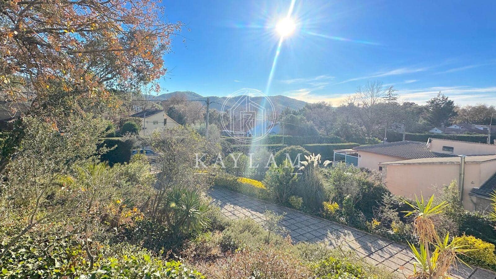 6 soveværelse Villa til salg i Can Carbonell - € 420.000 (Ref: 8056620)