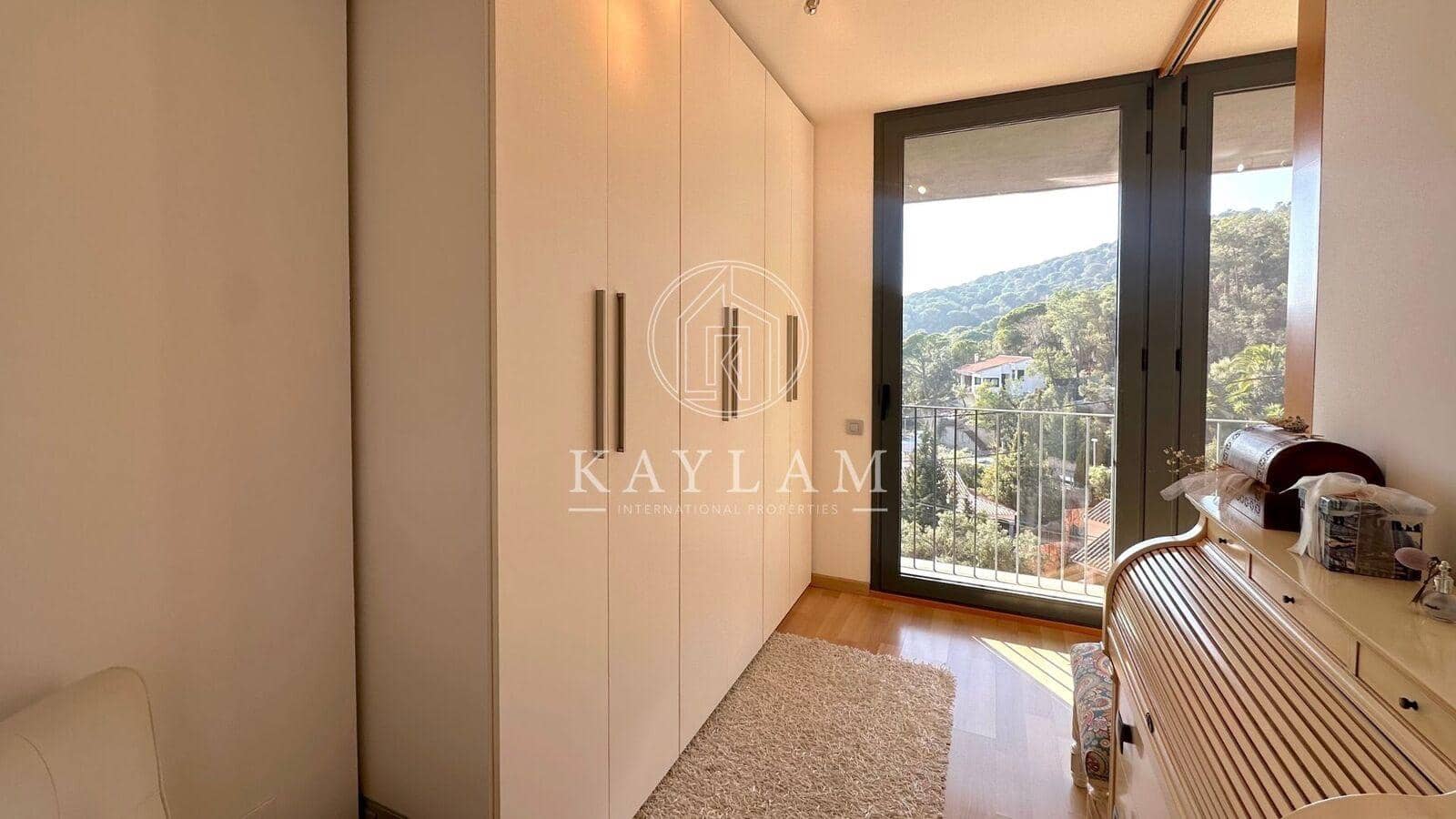 4 sypialnia Willa na sprzedaż w Lloret de Mar - 663 000 € (Ref: 8069389)