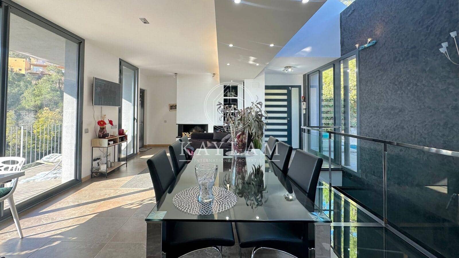 4 sypialnia Willa na sprzedaż w Lloret de Mar - 663 000 € (Ref: 8069389)