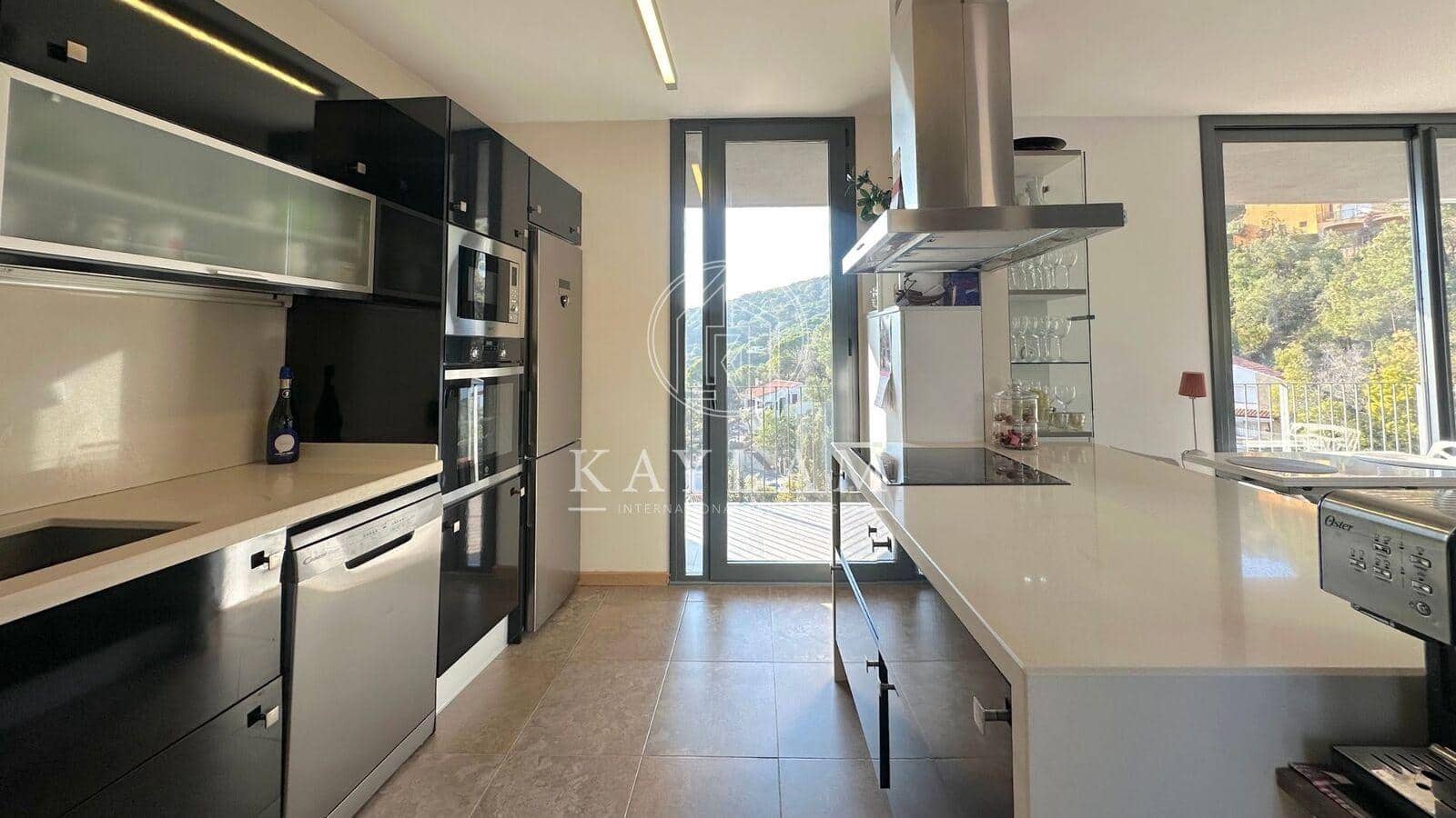 4 sypialnia Willa na sprzedaż w Lloret de Mar - 663 000 € (Ref: 8069389)