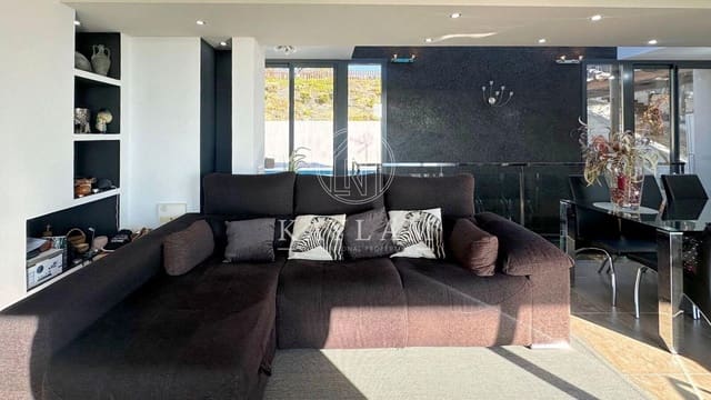 4 soveværelse Villa til salg i Serra Brava, Lloret de Mar - € 663.000 (Ref: 8069389)