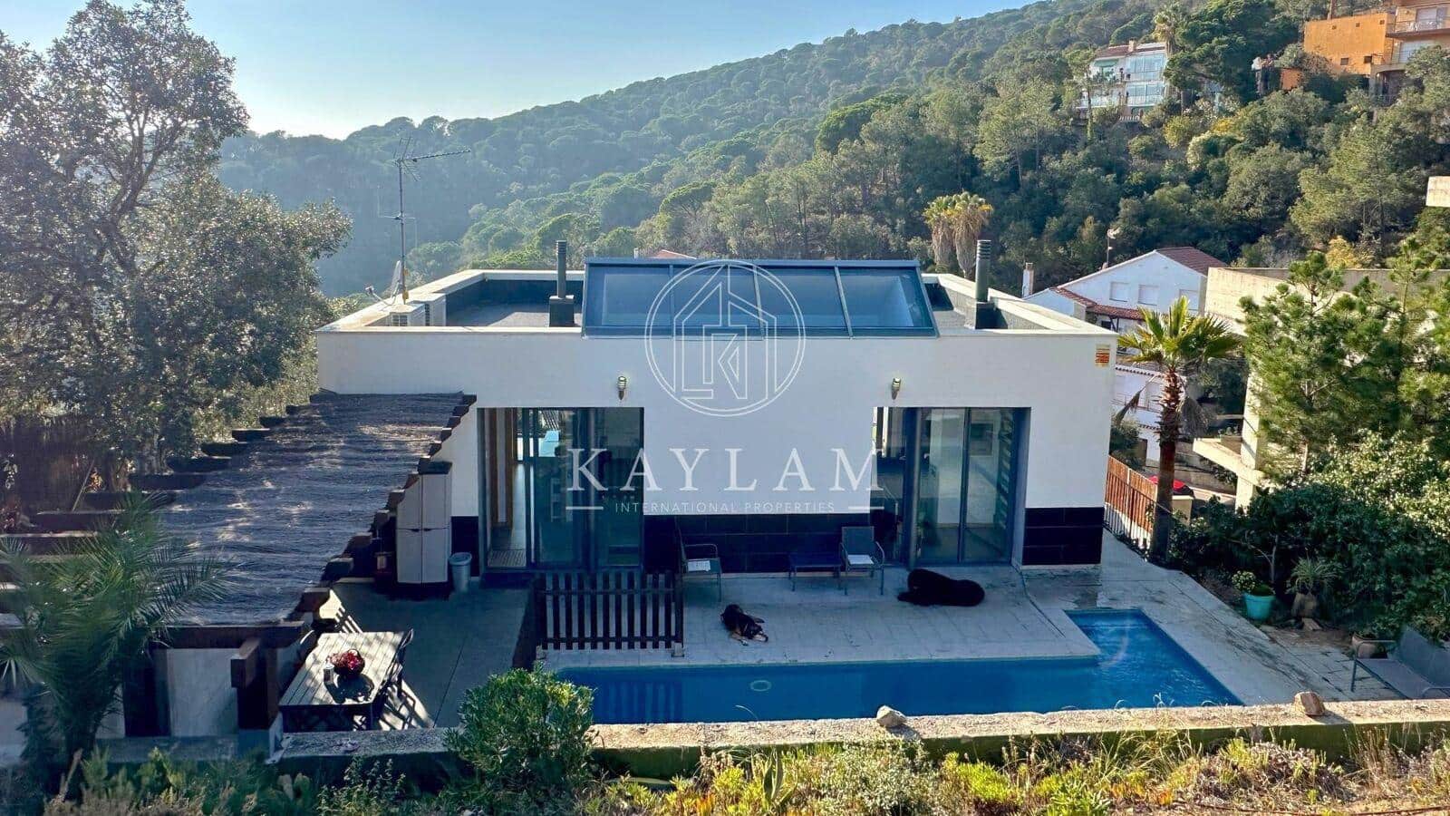 4 sypialnia Willa na sprzedaż w Lloret de Mar - 663 000 € (Ref: 8069389)